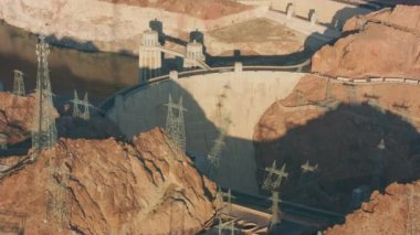 Mead Gölü, Nevada Mead Gölü 'nün havadan görünüşü. Helikopterden Cineflex ile çekilmiş. 