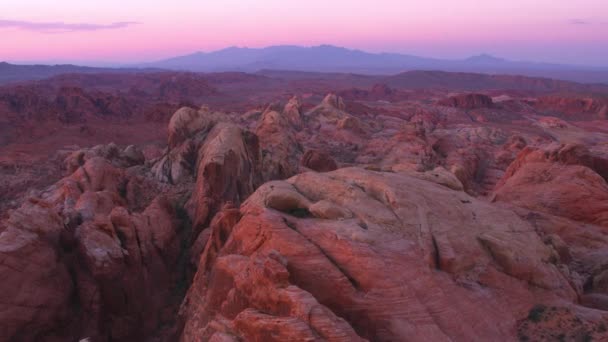 Dolina Ognia Nevada Park Stanowy Dolina Ognia Zachodzie Słońca Zdjęcia — Wideo stockowe