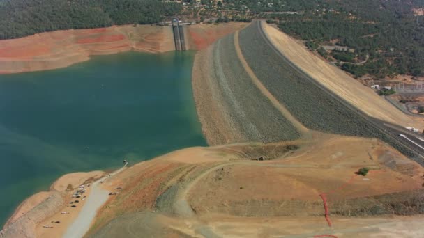 Oroville Gölü Kaliforniya Ağustos 2021 Oroville Gölü Nün Yaz Kuraklığı — Stok video