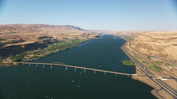 Oregon Circa 2021 Luchtfoto Van Sam Hill Memorial Bridge Columbia — Stockvideo