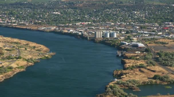 Oregon Circa 2021 Aerial View Dalles Columbia River Gorge Shot — Stock Video