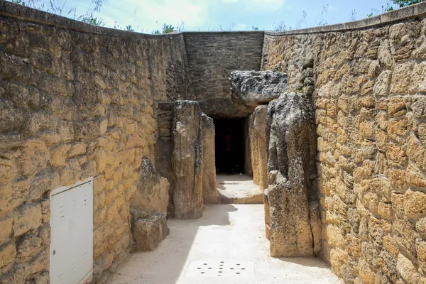 DOLmen de MENGA, ANTEQUERA, MALAGA, İSPAN.