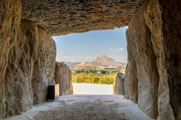 DOLmen de MENGA, ANTEQUERA, MALAGA, İSPAN.