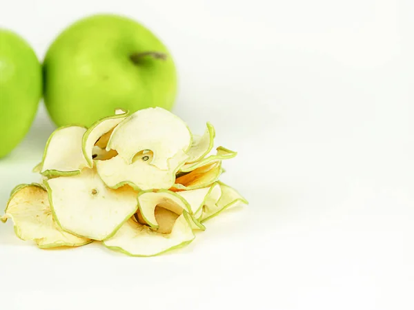 Chips Manzana Manzanas Verdes Sobre Fondo Claro — Foto de Stock