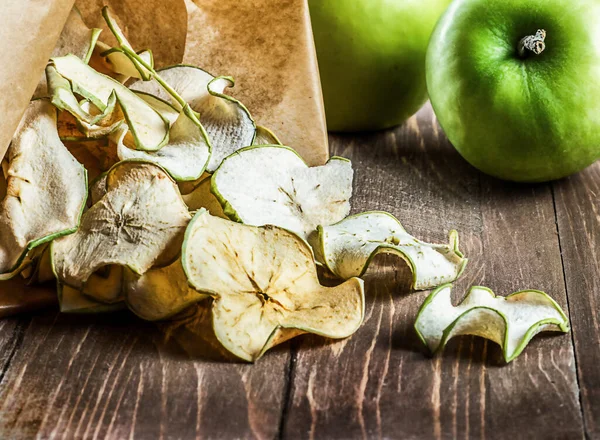 Apple Chips Wooden Background — Foto de Stock