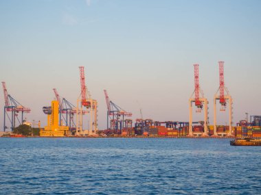 Turnalı, konteynırlı, gemili Odessa Limanı