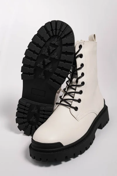 White Womens Autumn Rough Army Boots Tractor Sole Laces White — Stock Photo, Image