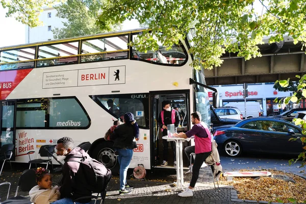 Berlin Niemcy Października 2021 Berlin Senat Autobus Szczepień Podczas Pandemii — Zdjęcie stockowe