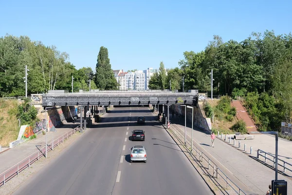 Berlín Německo Června 2022 Pohled Yorckstrasse Kreuzbergu Yorckými Mosty Obytnými — Stock fotografie