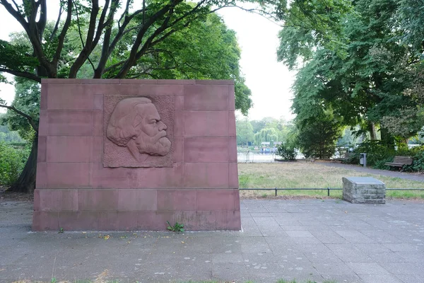 Berlin Germany July 2022 Karl Marx Memorial Alt Stralau Sandstone — Foto de Stock