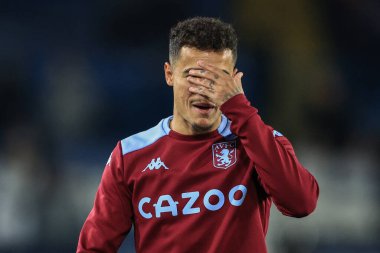 Philippe Coutinho # 23 numara Aston Villa maç öncesi ısınma sırasında 