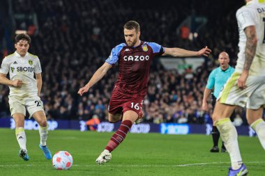 Aston Villa 'nın 16 numaralı Calum Odası skoru 0-3.