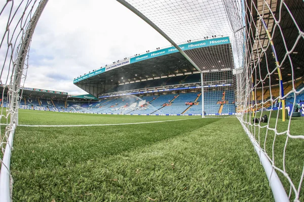 Akşamki Premier Lig Armatürü Leeds United Aston Villa Karşı — Stok fotoğraf