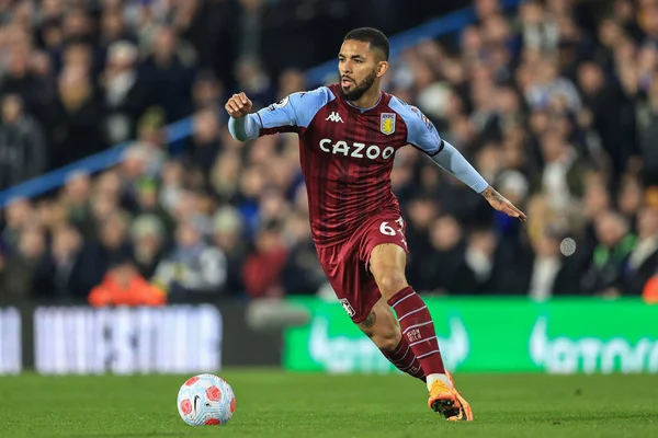 Douglas Luiz # 6 Aston Villa maçı sırasında