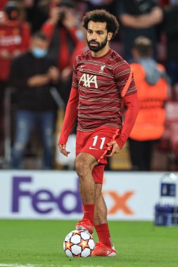 Maç öncesi ısınma sırasında Liverpool 'lu Mohamed Salah # 11