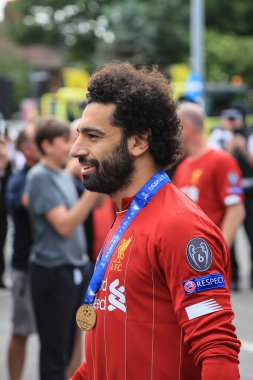 2 Haziran 2019, Liverpool, İngiltere; UEFA Şampiyonlar Ligi, Liverpool Şampiyonlar Ligi şampiyonları kutlamaları ve Liverpool 'dan Mohamed Salah (11)