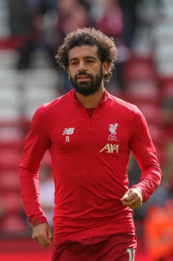 14 Eylül 2019, Anfield, Liverpool, İngiltere; Premier League Football, Liverpool vs Newcastle United; Mohamed Salah (11) Liverpool maçı başlamadan önce ısındı