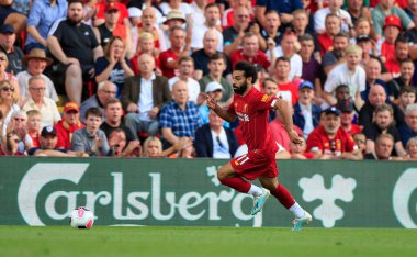 23 Ağustos 2019, Anfield, Liverpool, İngiltere; Premier League Football, Liverpool vs Arsenal; Liverpool 'dan Mohamed Salah (11) galibiyete koşuyor