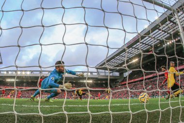 14 Aralık 2019, Anfield, Liverpool, İngiltere; Premier League, Liverpool v Watford: Liverpool 'lu Mohamed Salah (11) 2 gol atma hedefini kutluyor-