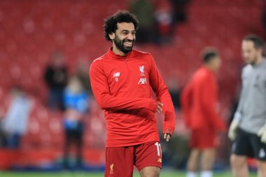 27 Kasım 2019, Anfield, Liverpool, İngiltere; UEFA Şampiyonlar Ligi, Liverpool v Napoli: Liverpool 'dan Muhammed Salah (11) ısınıyor