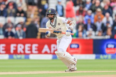 Hintli Mohammad Shami bir koşu yapıyor.