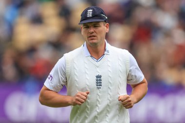 Maç sırasında İngiltere 'den Alex Lees