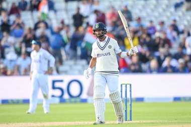 Hintli Cheteshwar Pujara yarım yüzyılı kutluyor (50 koşu)