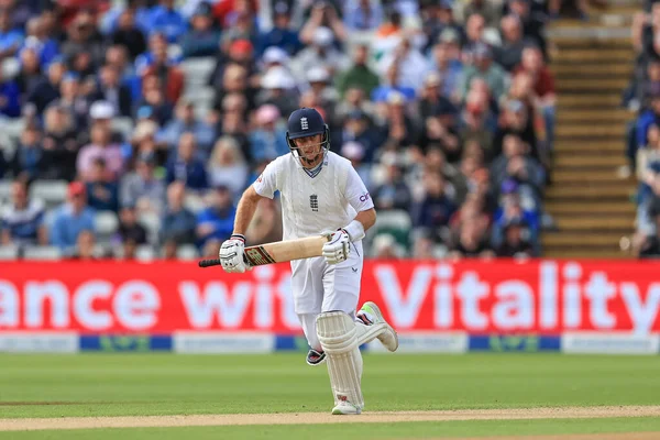 Joe Root England Makes Two Runs — Foto Stock