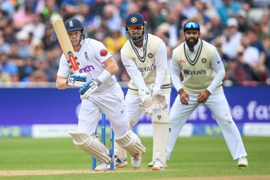 İngiltere 'den Sam Billings sürüşünü izliyor