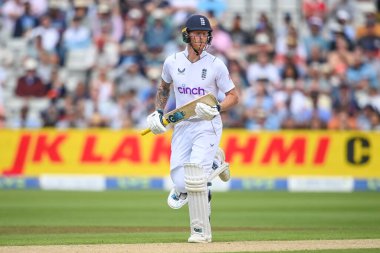 İngiltere 'den Ben Stokes tek başına