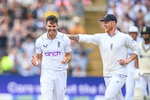 James Anderson England Celebrates Wicket Shubman Gill India — 图库照片