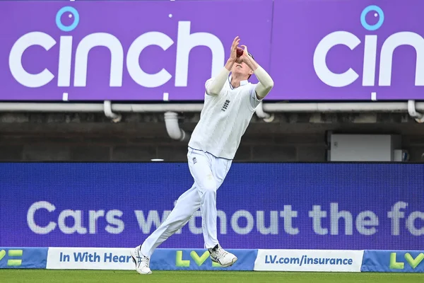 Zak Crawley England Catches Shardul Thakur India Bowling Matthew Potts — Stock Photo, Image