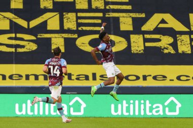Ian Maatsen #29 of Burnley celebrates his goal to make it 0-1