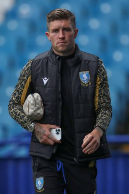 Josh Windass #11 of Sheffield Wednesday arrives at the game prior to kick off