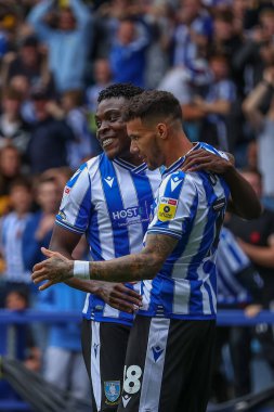 Marvin Johnson #18 of Sheffield Wednesday celebrates his goal to make it 1-0 with Fisayo Dele-Bashiru #17 of Sheffield Wednesday 