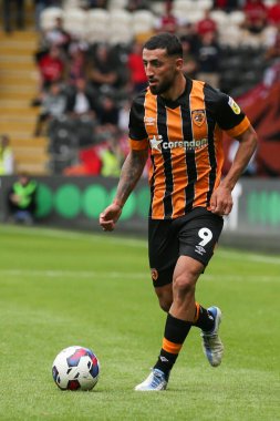 Allahyar Sayyadmanesh #9 of Hull City on the ball 