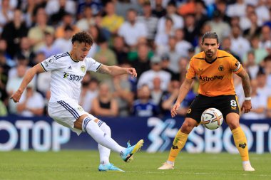 Rodrigo Moreno #19 of Leeds United passes the ball