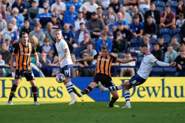 Callum Elder #3 of Hull City blocks a cross from Alan Browne #8 of Preston North End