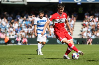 Paddy McNair #17 of Middlesbrough on the ball 