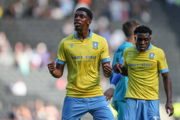 Tyreeq Bakinson Sheffield Wednesday Celebrates His Teams Win — 스톡 사진