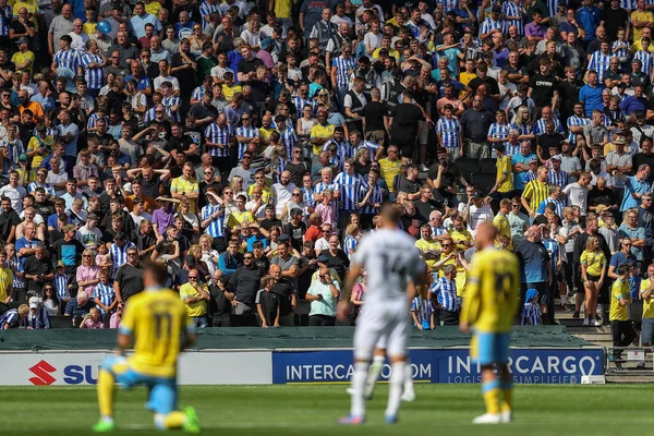 Sheffield Wednesday Fans Watch Game — Zdjęcie stockowe