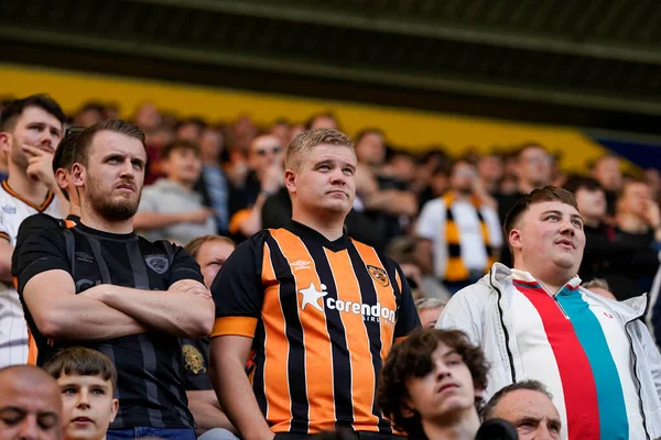 Hull City Fans Watch Side Earned Draw Deepdale — Stockfoto