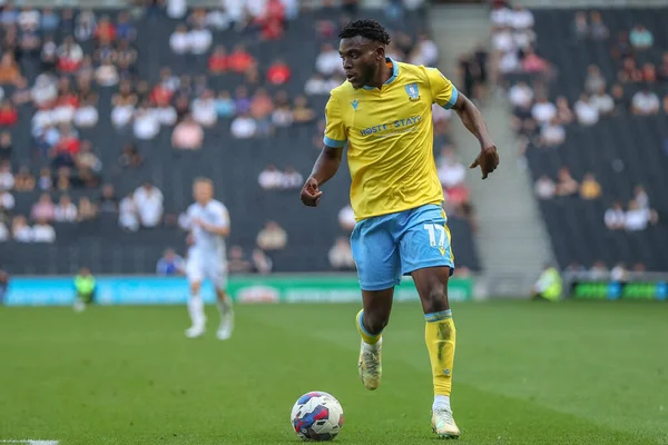 Fisayo Dele Bashiru Sheffield Wednesday Runs Ball — Foto de Stock