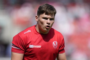 Jack Welsby #1 of St Helens  warms up before the match 