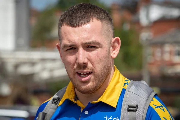Cameron Smith #17 of Leeds Rhinos arrives at Headingley Stadium ahead of today's game 