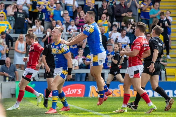 Harry Newman Leeds Rhinos Celebrates His Try Makes Score First — 스톡 사진