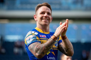 Richie Myler #16 of Leeds Rhinos claps his hands and applauds the supporters at full-time 