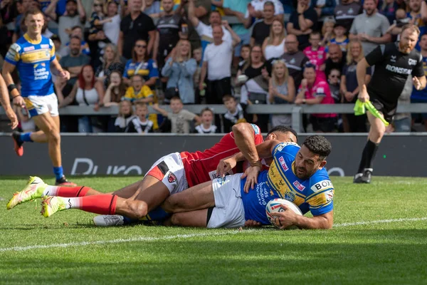 Rhyse Martin Leeds Rhinos Gets Better Kallum Watkins Salford Red — Fotografia de Stock