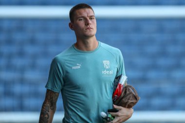 Ted Cann #30 of West Bromwich Albion arrives at the game prior to kick off