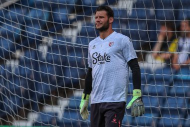 Daniel Bachmann #1 of Watford during the warm up